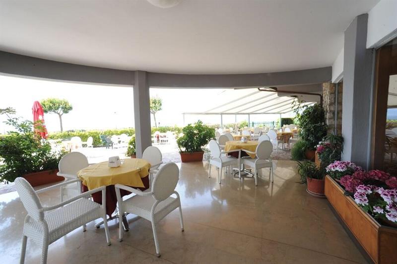 Hotel Caribe - Garda Lake Collection Brenzone sul Garda Exteriör bild