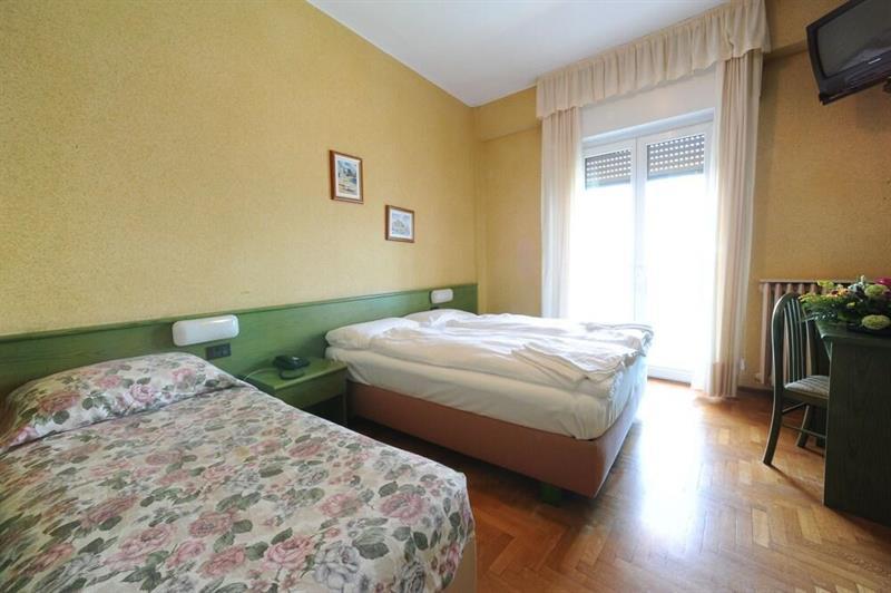 Hotel Caribe - Garda Lake Collection Brenzone sul Garda Exteriör bild